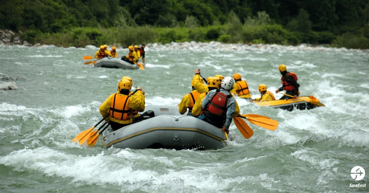 white-water-rafting-conquer-the-rapids