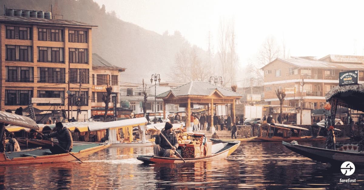 dal-lake-the-jewel-of-kashmir